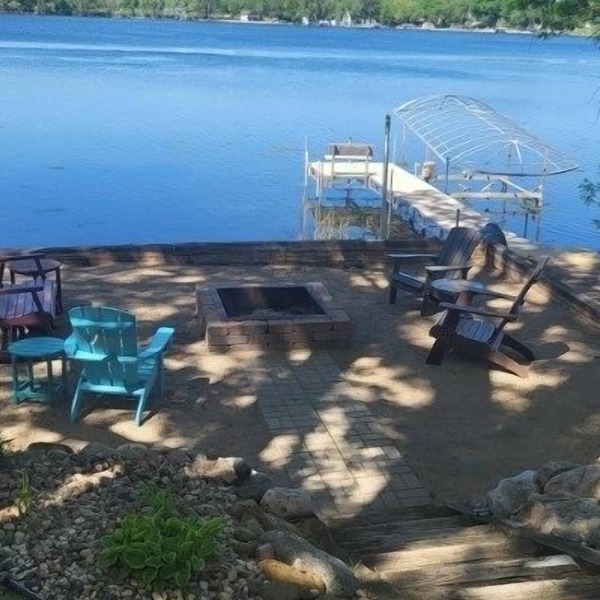 Premiere Host Adds Guest House Lk. Tetonka! It's Beautiful! 20 min from 35W.