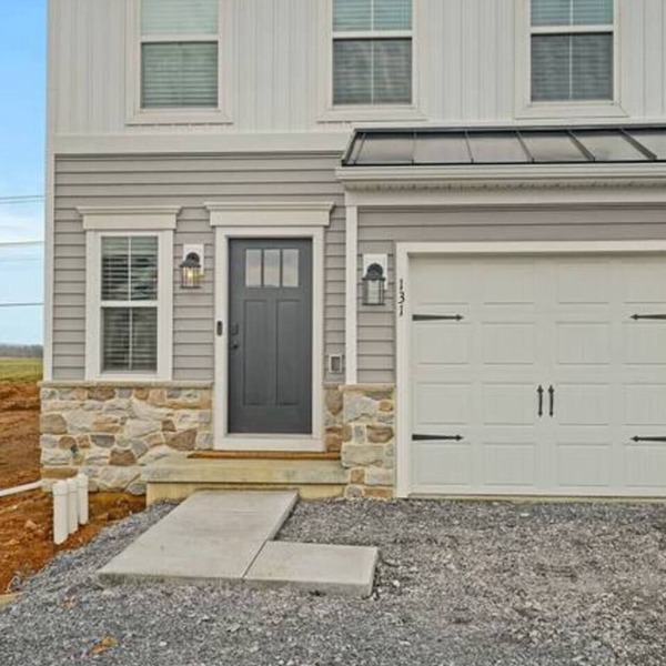 Premium Penn State Home Sleeps 13 Allen Street