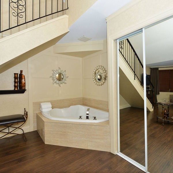 Prestige Vernon Hotel