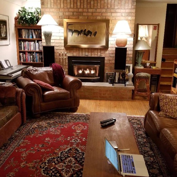 Prestigious residential family friendly home overlooking Golf Course!