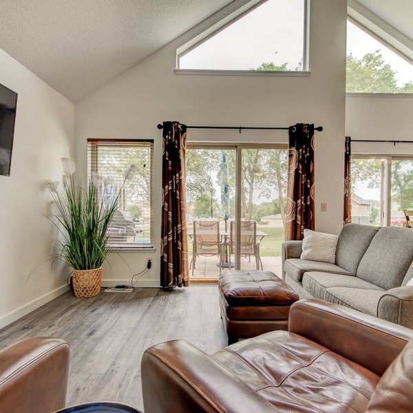 PRIME LOCATION AT BRIDGES BAY RESORT!