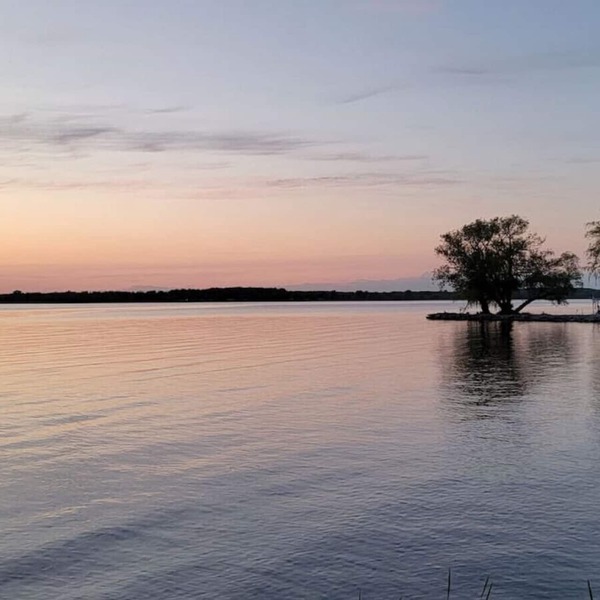 Prince Edward County-Enjoy Picton WIne Country