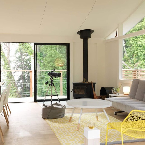Pristine Modern Getaway