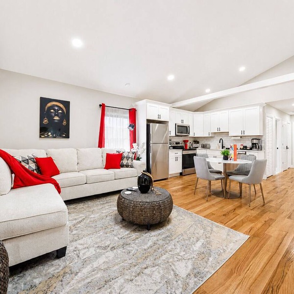 Private 1BR Apt, 2BD 1BA, Sleeps 5, Clean & Reliable, Near NYC
