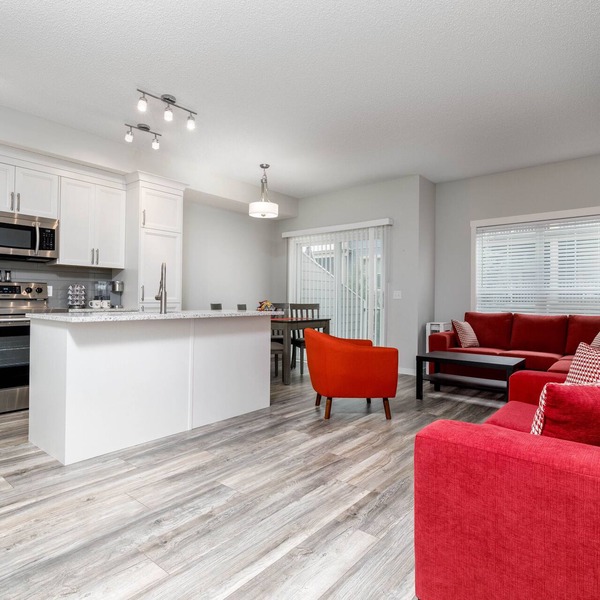 Private 3Bed condo in Sunset | Cochrane AB