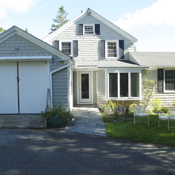 Private access to beach, ocean view and minutes from Acadia National Park