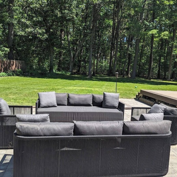 Private and Peaceful 4BD Home