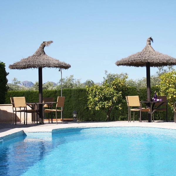 Private and rustic villa without neighbours A/C and central heating WI F