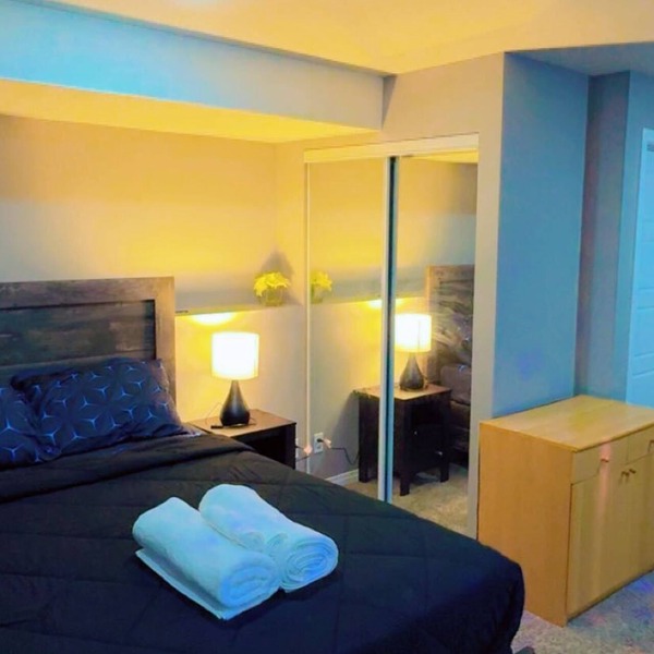 Private Basement Suite in Brandon – Kitchenette, Dining & Comfort