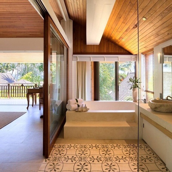 Private Beachfront Villa Retreat for families and groups