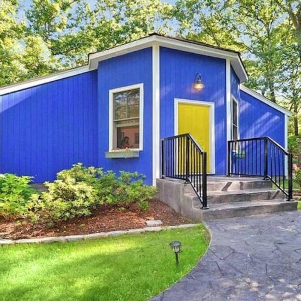 Private Cabin in Multi Acre Park!