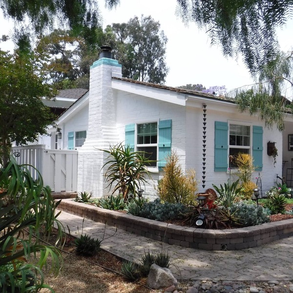 Private Cottage! Easy Walk Through The Park To Encinitas And Moonlight Beach.