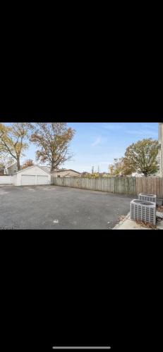 Private Cozy Apartment - Only 5 min Away from Newark Airport and 30 min to NYC