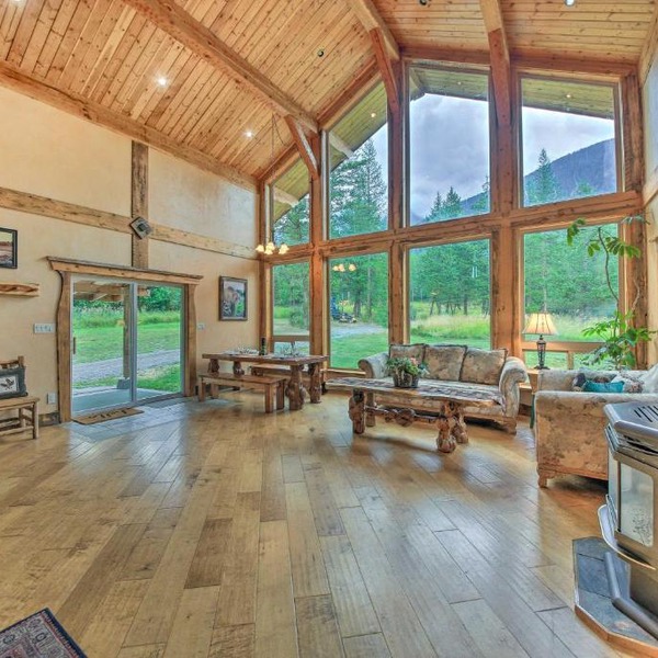 Private Deck & Mtn Views: Family Getaway in Eureka