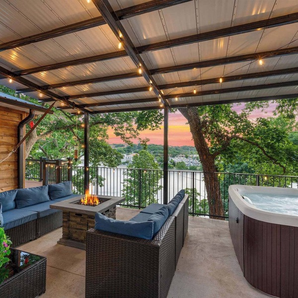 Private Dock! Across from Branson Landing!