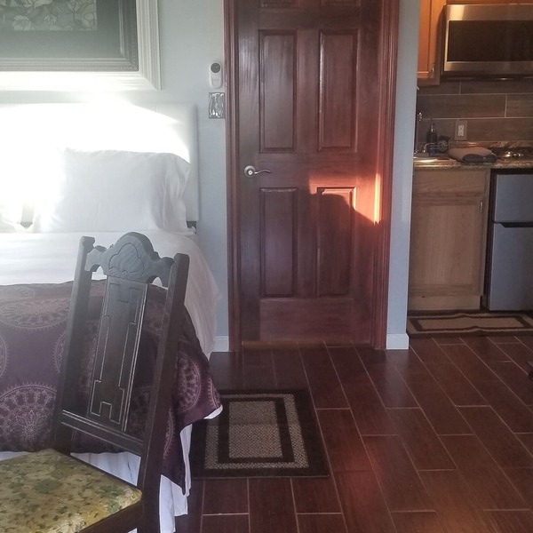 Private Guest Studio