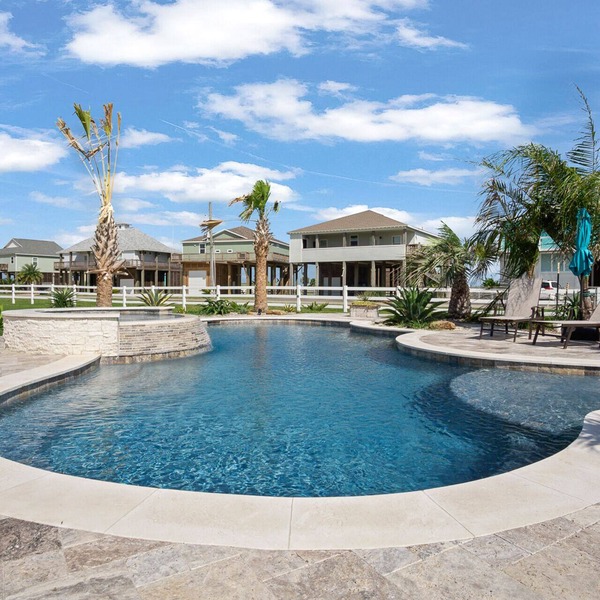 Private Heated Pool & Hot Tub ~ Ocean View ~ King Beds ~ Quiet & Peaceful