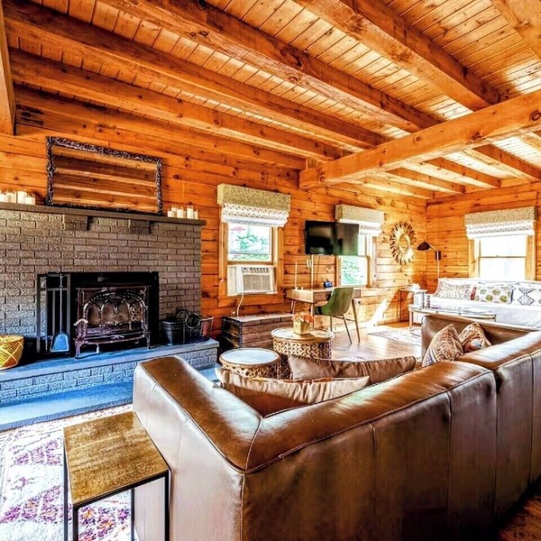 Private, Modern, Pet-Friendly Log Cabin Getaway on 6 Acres,