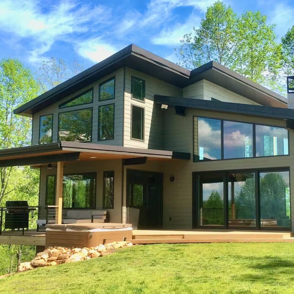 Private Mountain Top Escape with Hot Tub, Theater, Game Room & Fire Pit