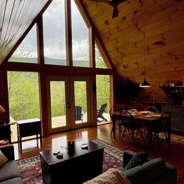 Private Mountain View Alpine A-Frame 8 miles to Snowshoe