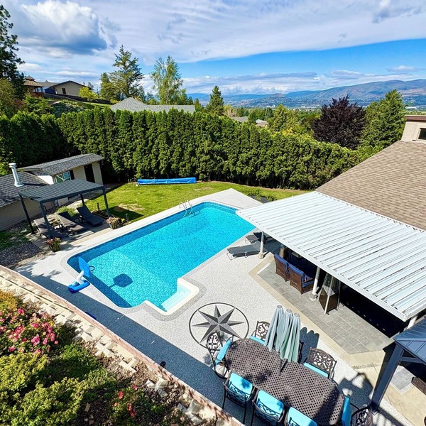 Private Oasis w/Heated Salt Water Pool, Hot Tub & Views