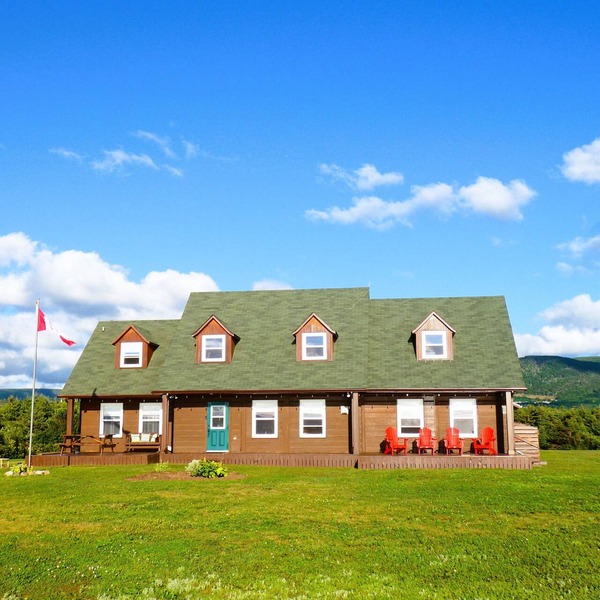 Private Ocean Front & Mountain View Acadian Lodge