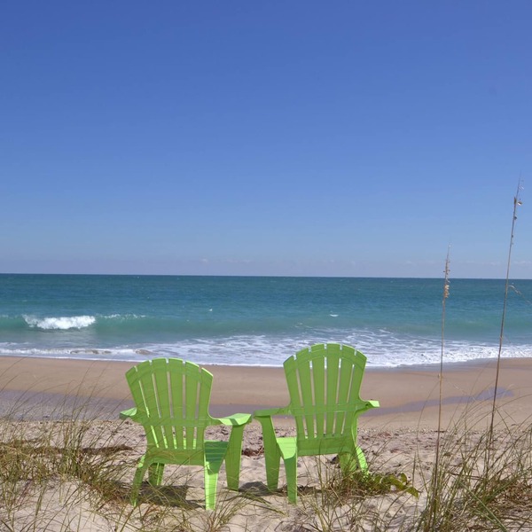 Private Oceanfront Beach House With Pool And Great Fishing
