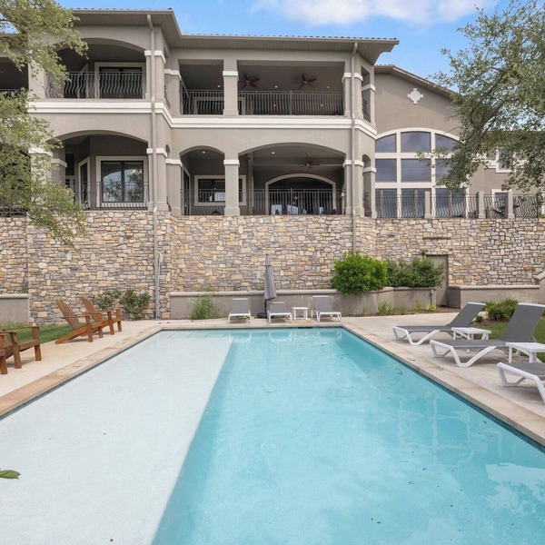 Private Pool + Incredible Views - Paisley Place