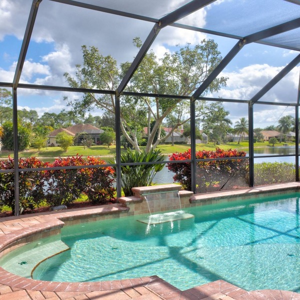Private Pool Lakefront Briarwood Home 10 Min to Naples Beaches