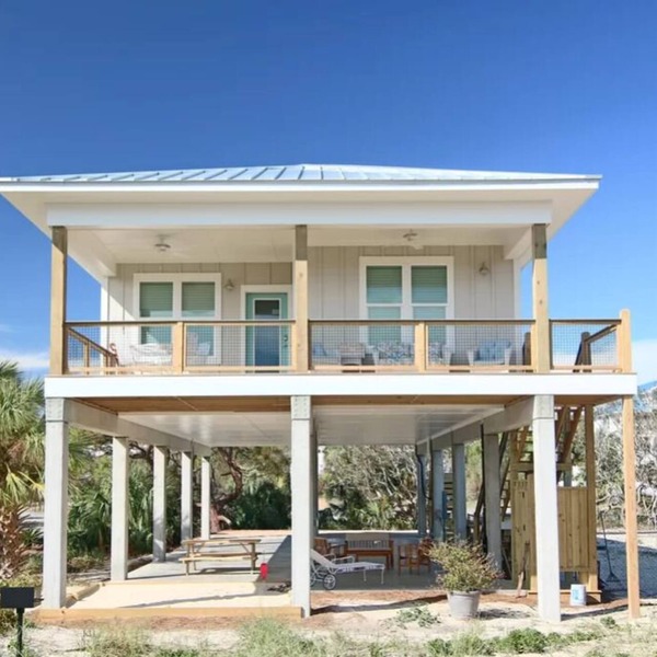 Private pool! Steps from the Beach, Pet Friendly 60% off for Jan & Feb monthly