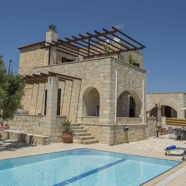 Private pool ★ Stone villa ★ BBQ ★ 3 bedrooms ★ Quiet and Nature