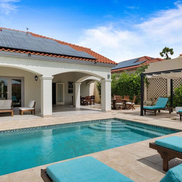 Private Pool Villa with Cabana * 3min to Beaches!