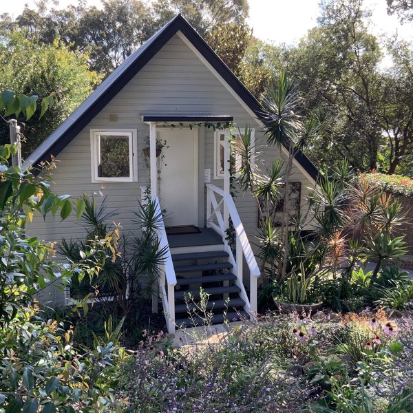 Private separate stylish spacious couples retreat . Tree canopy and water views
