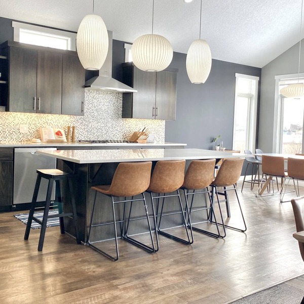 Private, Spacious, Modern Home in Blaine — w/Pool Table, Sleeps 13+