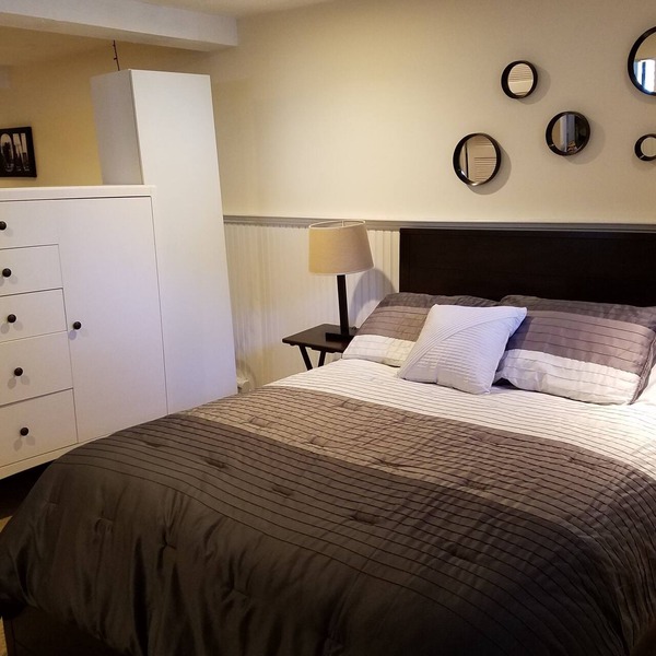 Private, Spacious Suite, Private Entrance, near Boston