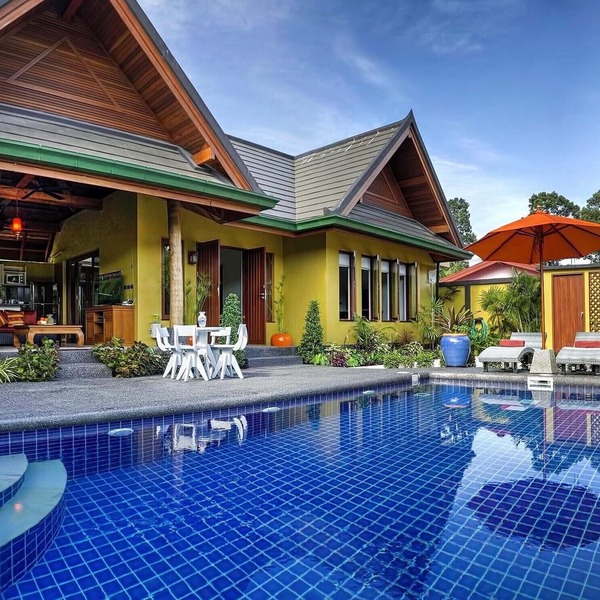 Private Villa with Swimming pool, jetted Plunge Pool and Free Transfers