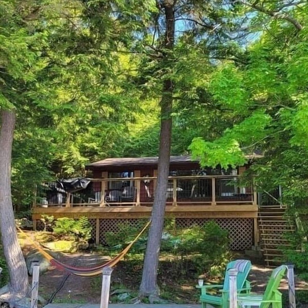 Private waterfront cottage on Little Straggle Lake, in Harcourt Park.