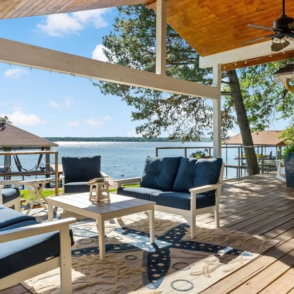 Private Waterfront Cove | Game Room | Dock | Pet Friendly | Fire Pit | Kayaks | Family Time