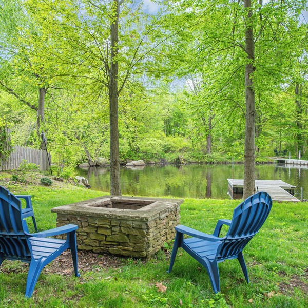 Private Waterfront Home Nestled In A Quiet Section Of Lake Hopatcong