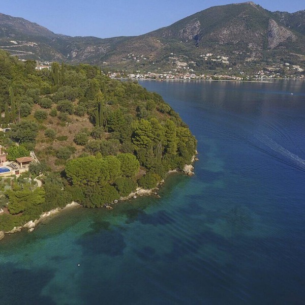 Private waterfront villa with pool and two private beaches