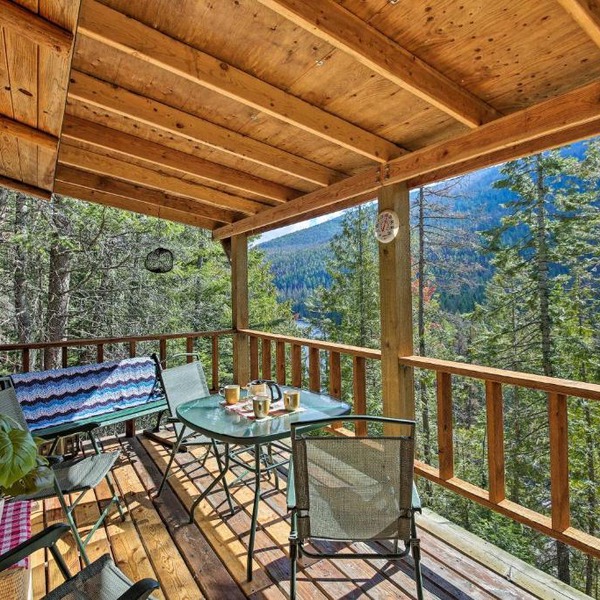 Private 'Yaak River Hideaway' w/Deck & Mtn Views!