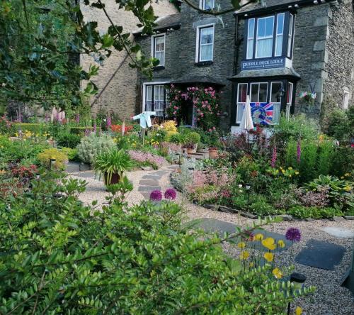 Puddle Duck Lodge
