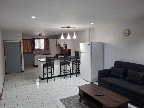 PVV nadi AIRPORT APARTMENT