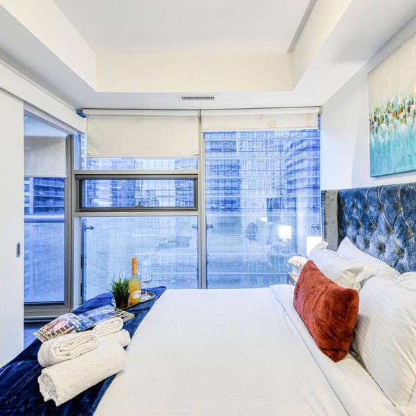 Queen Verity Suites
