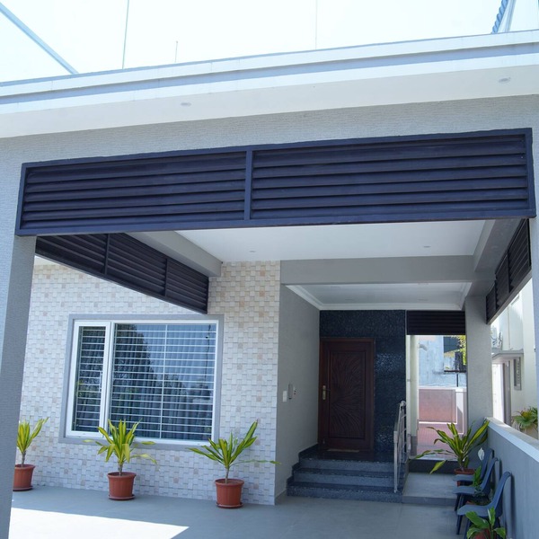 Queens Villa
