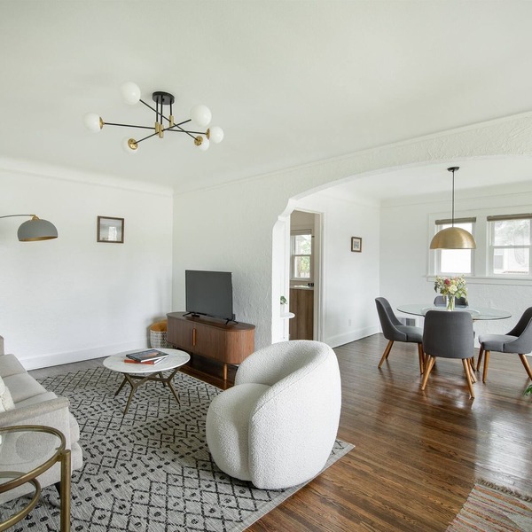 Quiet and Modern Designed Cottage in St Paul
