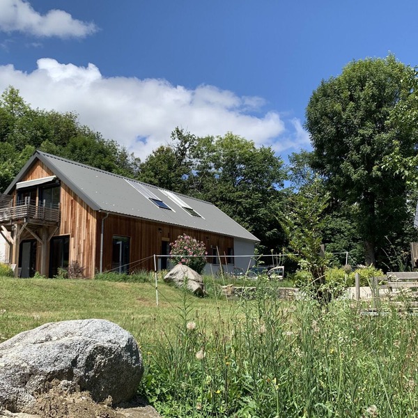 Quiet mountain house, ideal for hiking, skiing, cycling - village within walking distance