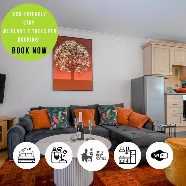Quiet Premium Stansted Apartment in Central Location with WiFi and Desk