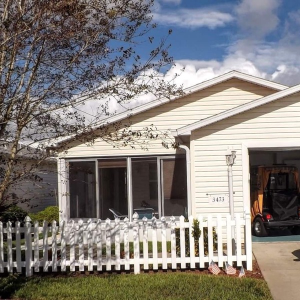 Quiet Villa in The Villages near Savannah Center and Glenview Golf Course