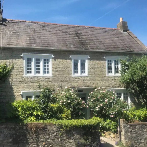 Quintessential Cottage near Bath, from 1650’s